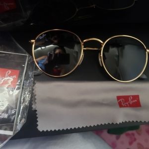 Authentic round ray-ban sunglasses
